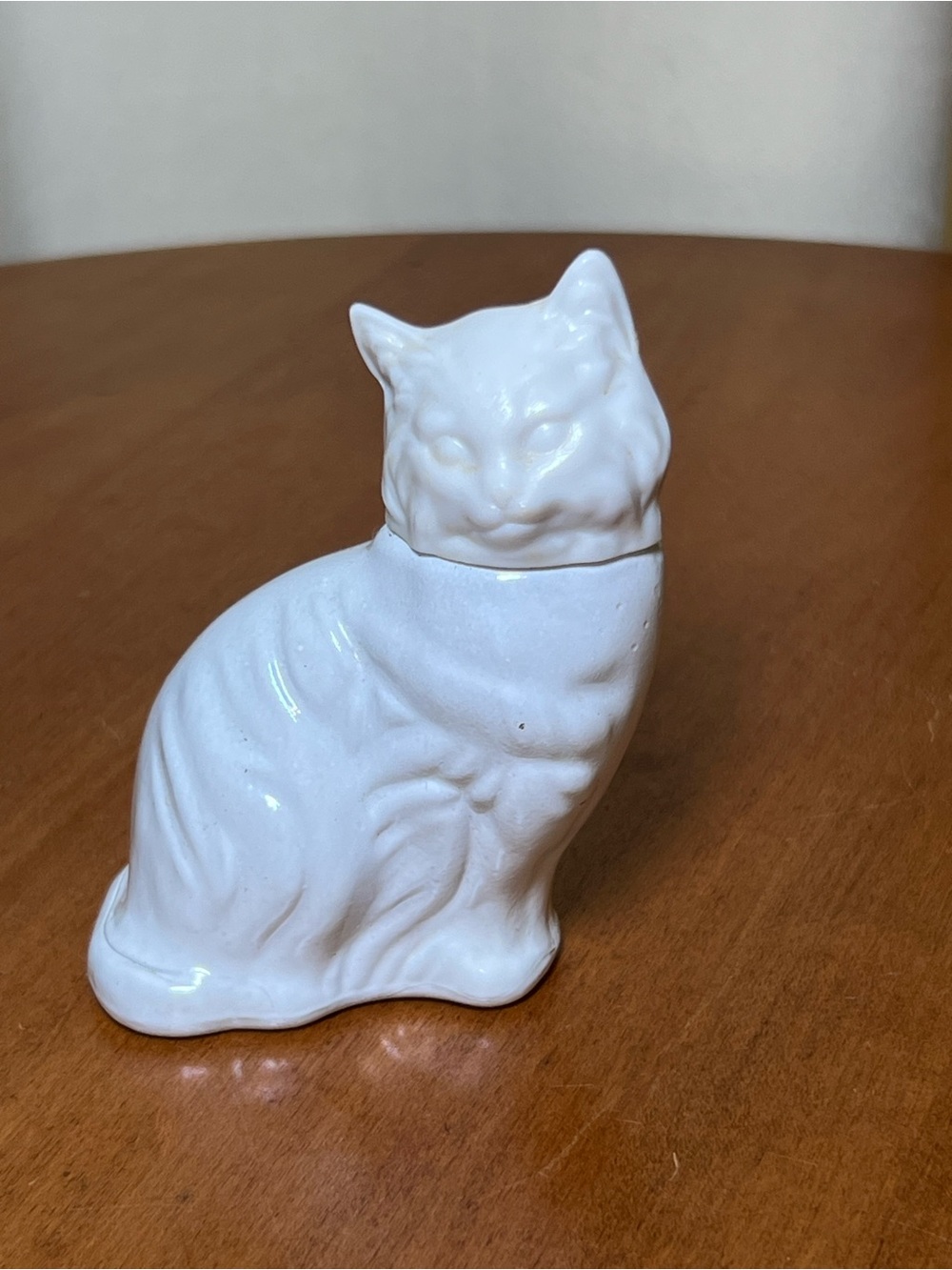 Avon 1970’s White Ceramic Cat Perfume Bottle - Vintage